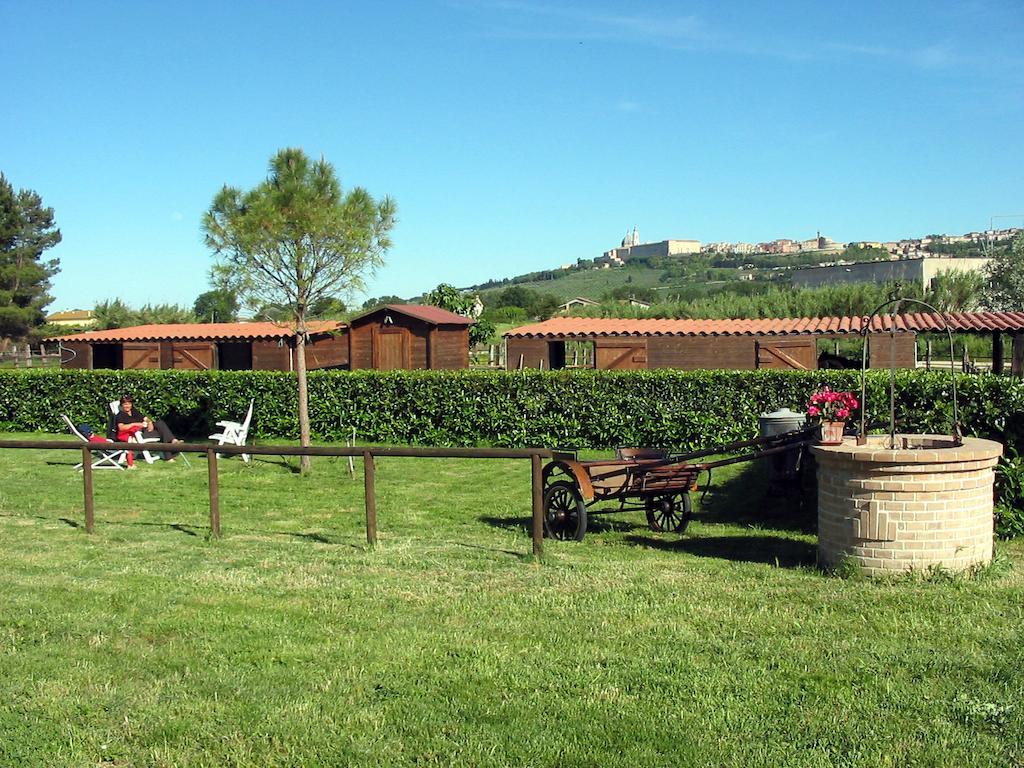 La Locanda Del Musone - Loreto B&B Conero Castelfidardo Esterno foto